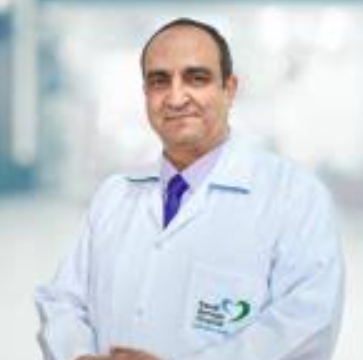 الدكتور أحمد الأشقر - أخصائي تقويم الأسنان في الرياض