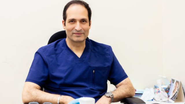 الدكتور صباح حندي - أخصائي جراحة الوجه والفكين بالرياض