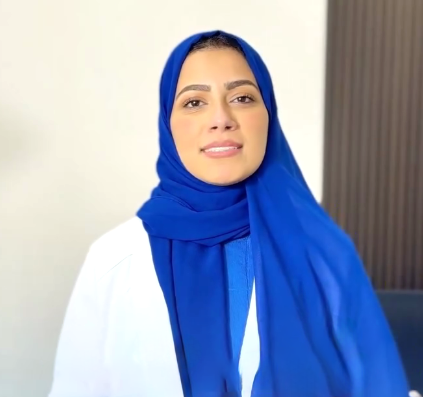 د. عائشة الفرا – أخصائية تقويم الأسنان في الدمام