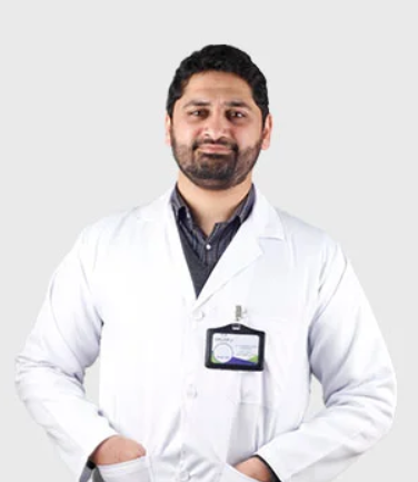 د. مبشر أوان – أخصائي تقويم الأسنان في تبوك