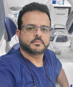 د. معمر الصامت – استشاري تقويم أسنان في مكة المكرمة