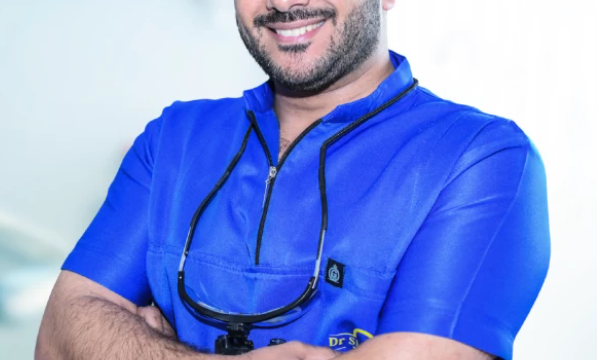 د. شريف أحمد يسري – أخصائي زراعة وتركيبات الأسنان في جدة