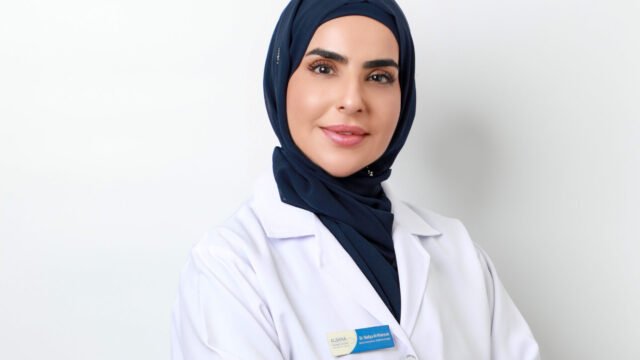 الدكتورة فاطمة العمري طبيبة أسنان بمركز الأمجاد المتحدة الطبي