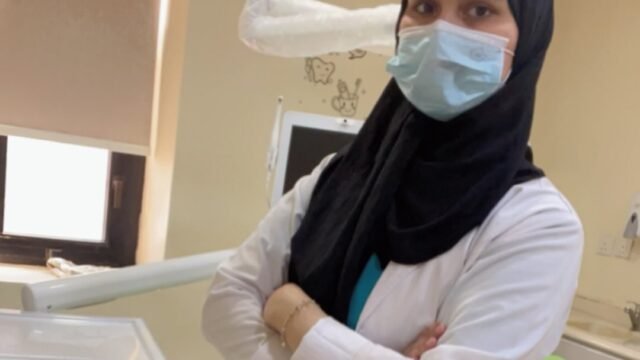 الدكتورة أحلام الخطيب طبيبة تجميل أسنان في صفوة المهيدب جدة السامر