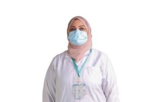الدكتورة رشا جاد أخصائية جذور الأسنان في مجمع بلغصون