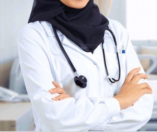 الدكتورة فادية علي طبيبة أسنان متمرسة في الخرج (الرياض)