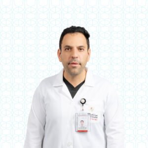 الدكتور محمد جمال فايز عابدين طبيب زراعة اسنان في مستشفى دله نمار
