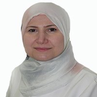 الدكتورة أثير حسين طبيبة الأسنان العامة في المركز التخصصي الطبي