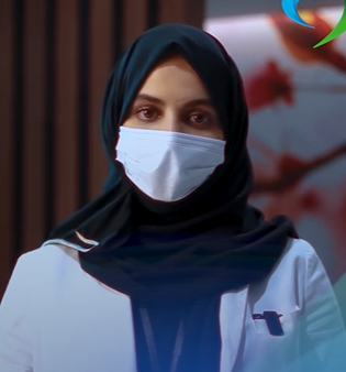 الدكتورة أشواق العنزي طبيبة أسنان عامة ضمن شبكة SMC بالرياض
