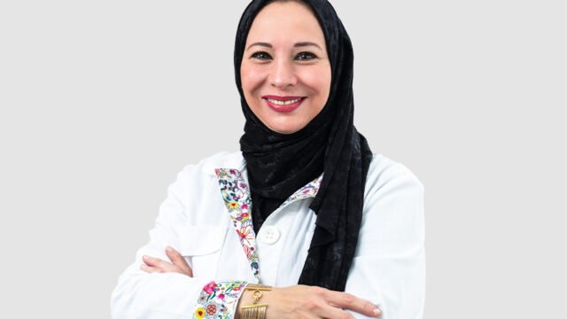 الدكتورة هنادي نعنوع طبيبة أسنان عامة في رام الدمام